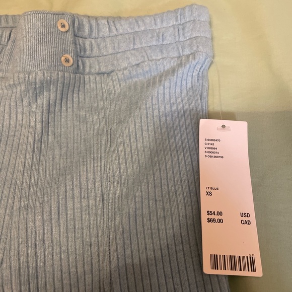 BRAND NEW & SOLD OUT urban outfitters pants size xs - Picture 3 of 3